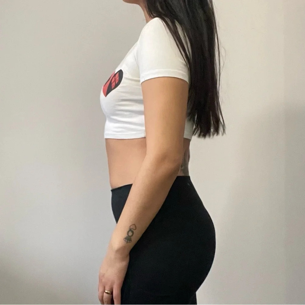 🃏Batman Brand Harley Quinn Crop Top - Woman’s Size Small ⚡ - Picture 2 of 11